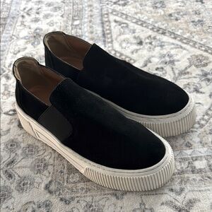 Crown Vintage Sneakers